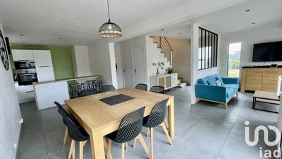 /international/fr/plourivo-brittany-310101129415/?lang=en
