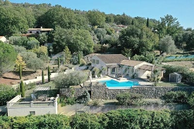 /international/fr/montauroux-provence-alpes-cote-d-azur-120087676715/