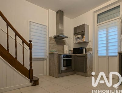 /international/fr/thouars-charente-310106387707/