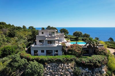 /international/fr/zonza-corsica-310108051877/