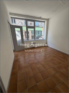 /international/fr/mur-de-barrez-midi-pyrenees-310102536839/
