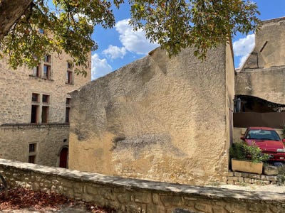 /international/fr/grambois-provence-alpes-cote-d-azur-310099972381/