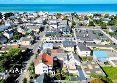 /international/fr/jullouville-la-basse-normandie-310107299556/