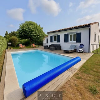 /international/fr/rocbaron-provence-alpes-cote-d-azur-310098904184/