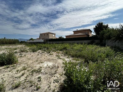 /international/fr/ponteilla-languedoc-roussillon-310107577531/