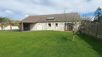 /international/fr/la-ferte-alais-ile-de-france-310100611891/