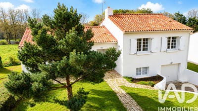 /international/fr/vaire-pays-de-la-loire-310104592279/