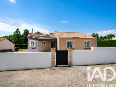 /international/fr/saint-maurice-des-noues-pays-de-la-loire-310108759727/