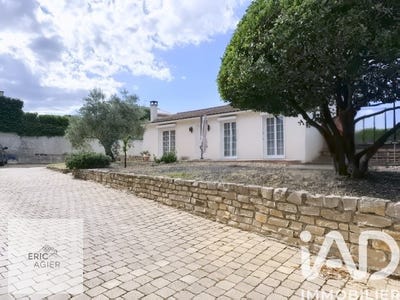 /international/fr/montagnac-auvergne-310108263439/