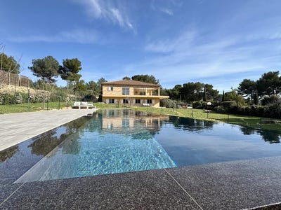 /international/fr/la-cadiere-d-azur-provence-alpes-cote-d-azur-310101284317/?lang=de