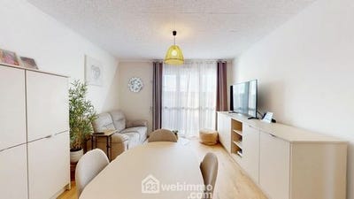 /international/fr/noyon-picardie-310105340927/