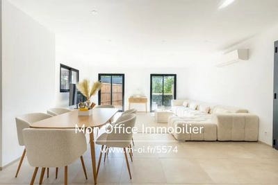 /international/fr/simiane-collongue-provence-alpes-cote-d-azur-310100795671/