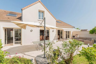 /international/fr/orgeval-ile-de-france-310100183220/