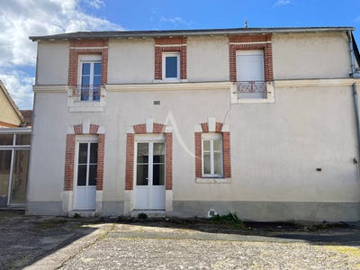 /international/fr/romorantin-lanthenay-centre-val-de-loire-310104477109/