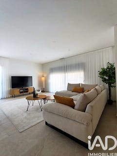 /international/fr/ginestas-languedoc-roussillon-310108159736/