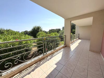 /international/fr/frejus-provence-alpes-cote-d-azur-310101207308/?lang=en