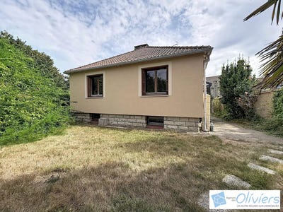 /international/fr/chevreuse-ile-de-france-310109929523/