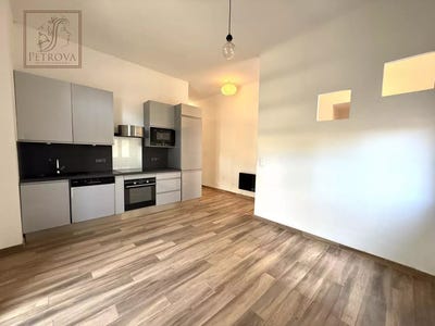 /international/fr/menton-provence-alpes-cote-d-azur-310108466009/