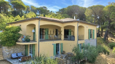 /international/fr/anduze-languedoc-roussillon-310119979091/