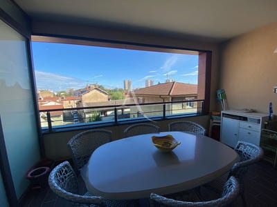 /international/fr/bourg-en-bresse-rhone-310104469854/