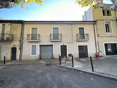 /international/fr/nimes-languedoc-roussillon-310101033048/