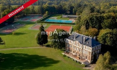 /international/fr/savigny-sur-clairis-burgundy-310119465705/