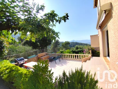 /international/fr/hyeres-provence-alpes-cote-d-azur-310100957698/