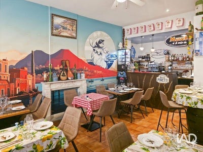 /international/fr/pezenas-languedoc-roussillon-310107411332/