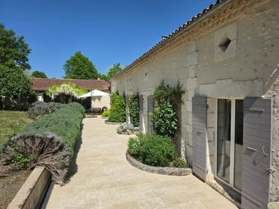 /international/fr/douville-upper-normandy-310107970277/
