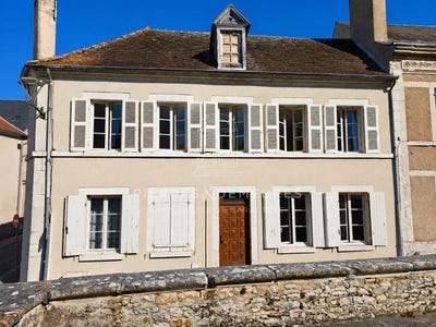 /international/fr/mehun-sur-yevre-centre-val-de-loire-310108183852/
