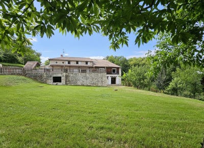 /international/fr/clairac-languedoc-roussillon-310108758009/