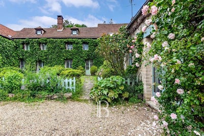 /international/fr/senlis-picardie-310101251100/