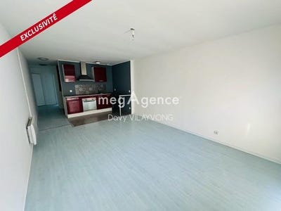 /international/fr/cholet-pays-de-la-loire-310100362330/