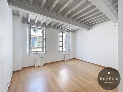 /international/fr/avignon-provence-alpes-cote-d-azur-310110036321/