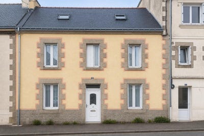/international/fr/gourin-brittany-310107793012/