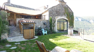 /international/fr/mostuejouls-midi-pyrenees-310102399849/