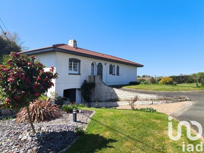 /international/fr/le-champ-saint-pere-pays-de-la-loire-310098637157/