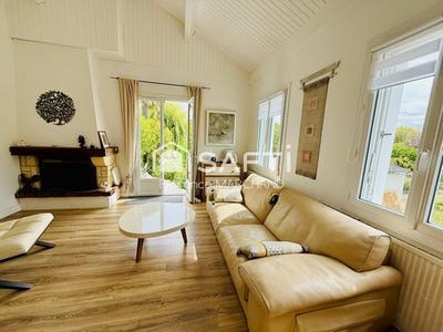 /international/fr/chatelaillon-plage-charente-310101515394/?lang=id