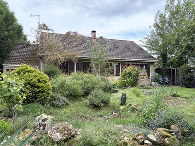 /international/fr/dourdan-ile-de-france-310108101328/