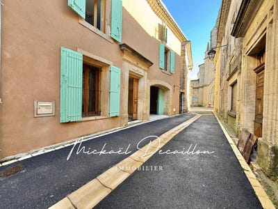 /international/fr/bezouce-languedoc-roussillon-310107840007/
