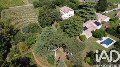 /international/fr/vertheuil-aquitaine-310108003703/