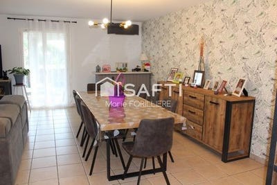/international/fr/saint-quentin-de-baron-aquitaine-310100651127/?lang=zh-tw