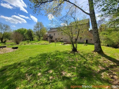 /international/fr/chateau-chervix-limousin-310105007005/