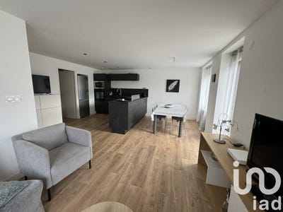 /international/fr/campbon-pays-de-la-loire-310098110073/