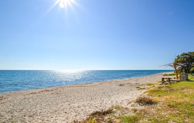 /international/fr/poggio-mezzana-corsica-310100226082/?lang=en