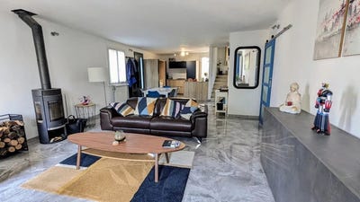 /international/fr/carces-provence-alpes-cote-d-azur-310100521470/