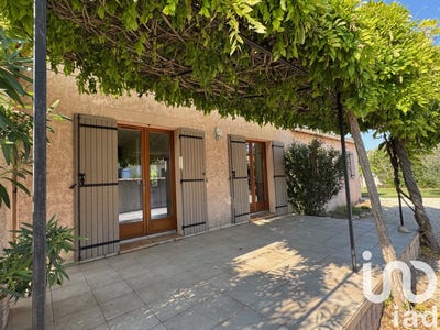 /international/fr/rognonas-provence-alpes-cote-d-azur-310101107675/