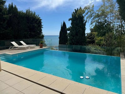 /international/fr/menton-hh-15361748-menton-provence-alpes-cote-d-azur-310100953358/