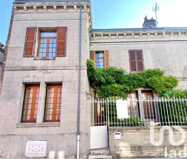 /international/fr/saint-quentin-calais-310100539130/