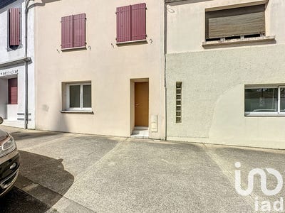 /international/fr/villeneuve-de-marsan-aquitaine-310099542877/